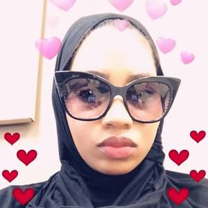 Meet your Posher, Gabrielle